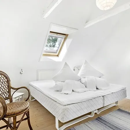Five-bedroom Holiday In