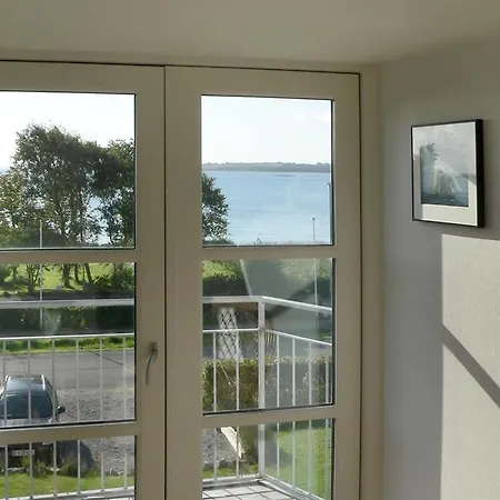 Five-bedroom Holiday In Vakantiehuis Fur
